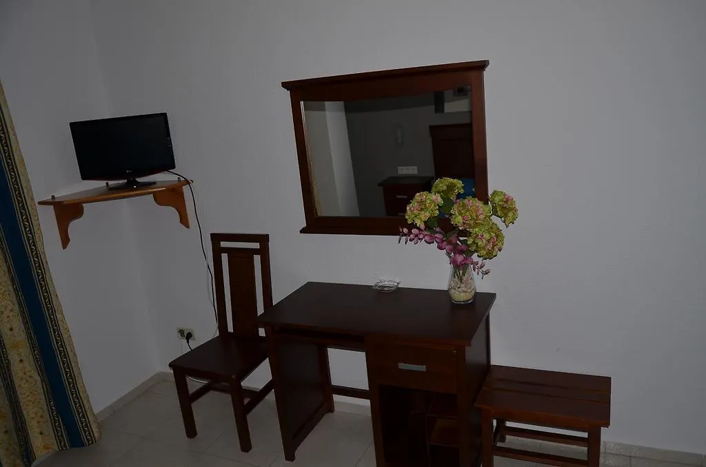 קואבס דל אלמאנסורה Hotel La Parra
