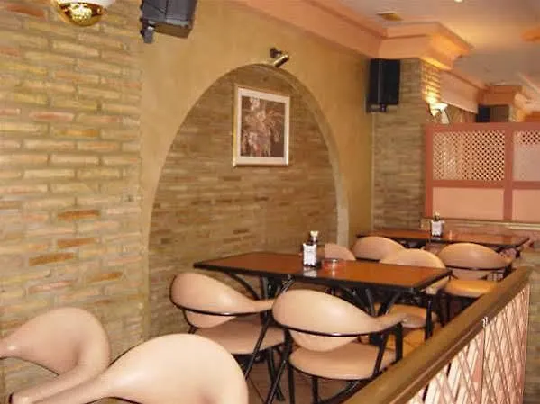 קואבס דל אלמאנסורה Hotel La Parra