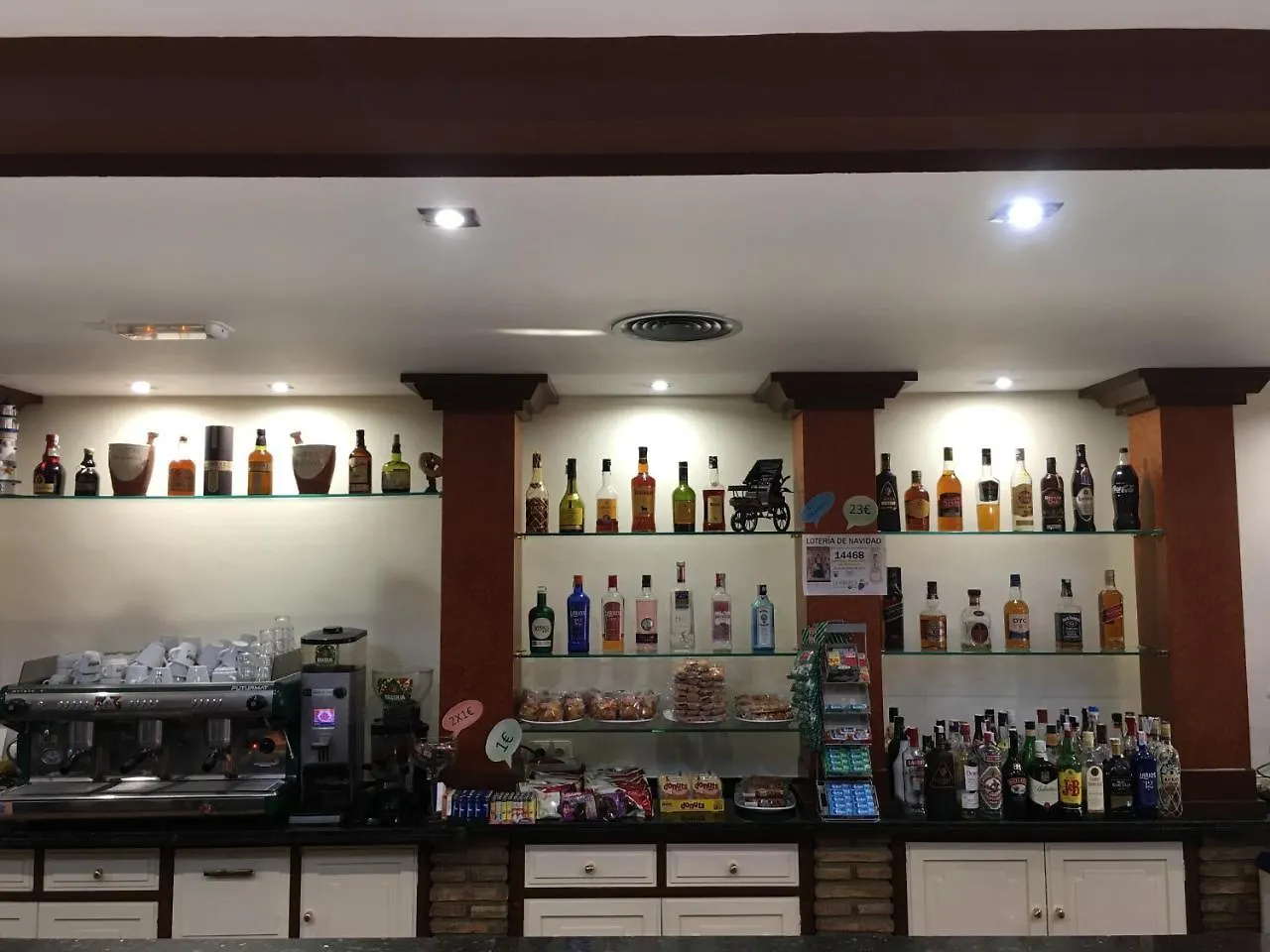 קואבס דל אלמאנסורה Hotel La Parra